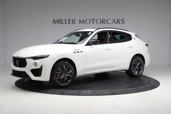 New 2023 Maserati Levante Modena for sale $113,135 at Alfa Romeo of Greenwich in Greenwich CT 06830 2