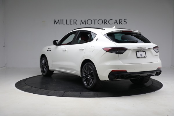 New 2023 Maserati Levante Modena for sale $113,135 at Alfa Romeo of Greenwich in Greenwich CT 06830 5