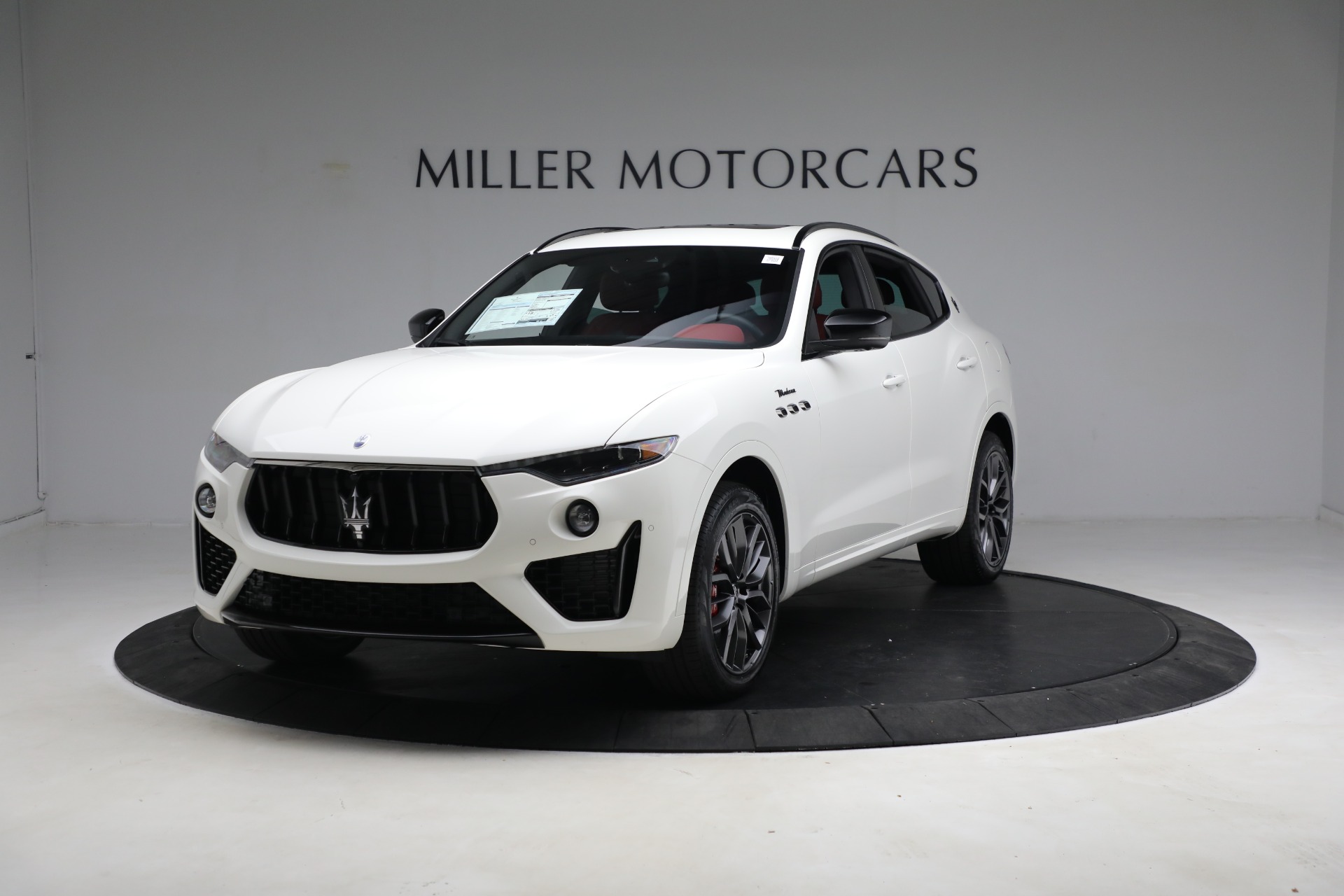 New 2023 Maserati Levante Modena for sale $113,135 at Alfa Romeo of Greenwich in Greenwich CT 06830 1