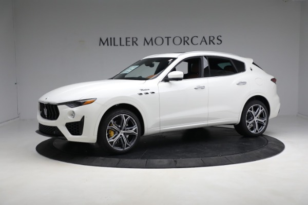 New 2023 Maserati Levante Modena for sale Sold at Alfa Romeo of Greenwich in Greenwich CT 06830 2