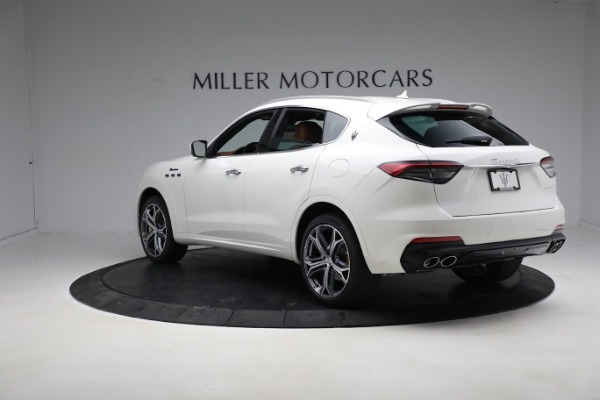 New 2023 Maserati Levante Modena for sale Sold at Alfa Romeo of Greenwich in Greenwich CT 06830 5