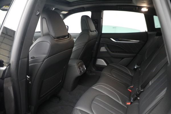 New 2023 Maserati Levante Modena S for sale $118,900 at Alfa Romeo of Greenwich in Greenwich CT 06830 24