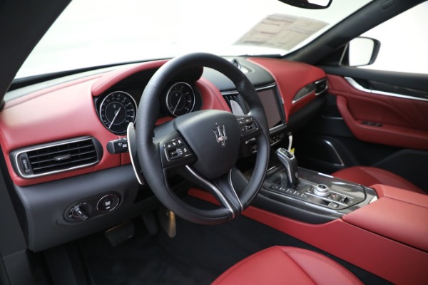 New 2023 Maserati Levante Modena for sale Sold at Alfa Romeo of Greenwich in Greenwich CT 06830 24