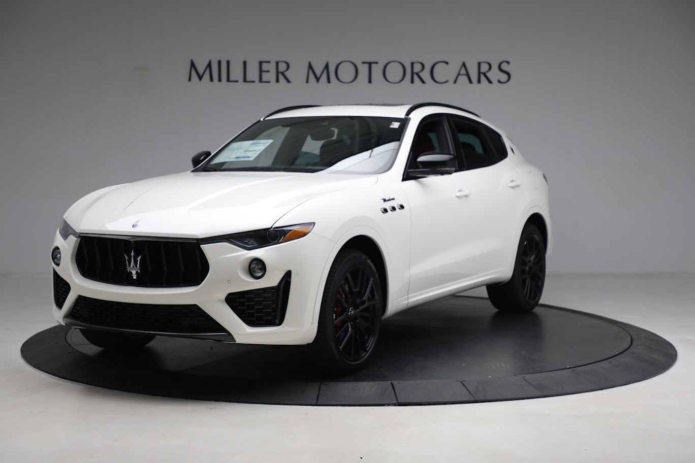 New 2023 Maserati Levante Modena for sale $115,885 at Alfa Romeo of Greenwich in Greenwich CT 06830 1