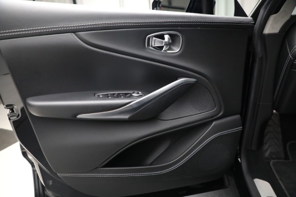 Used 2021 Aston Martin DBX for sale $134,900 at Alfa Romeo of Greenwich in Greenwich CT 06830 18