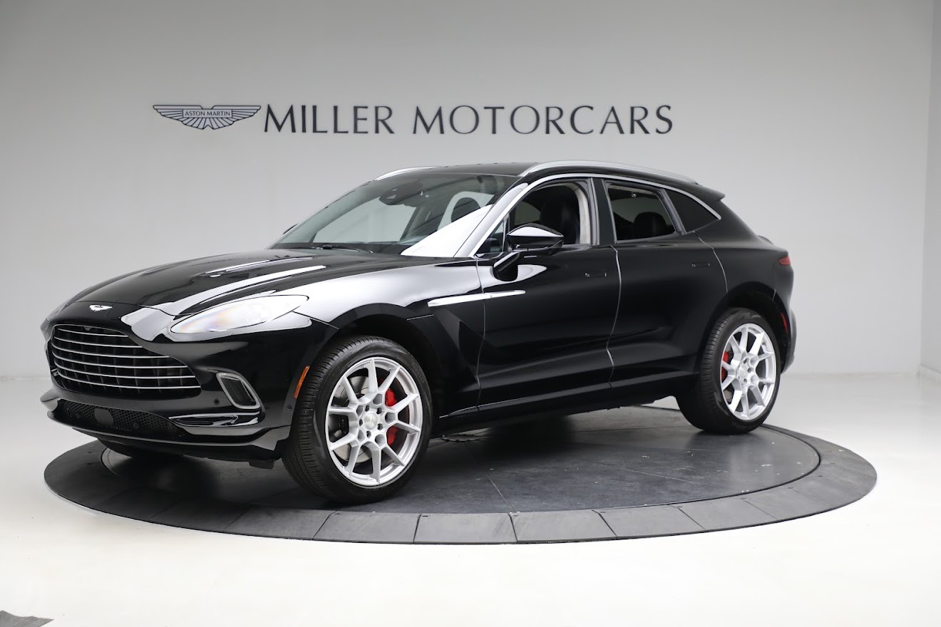 Used 2021 Aston Martin DBX for sale $134,900 at Alfa Romeo of Greenwich in Greenwich CT 06830 1
