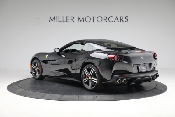 Used 2019 Ferrari Portofino for sale Sold at Alfa Romeo of Greenwich in Greenwich CT 06830 17