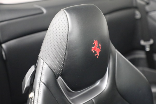 Used 2019 Ferrari Portofino for sale $226,900 at Alfa Romeo of Greenwich in Greenwich CT 06830 28