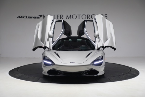 Used 2018 McLaren 720S Luxury for sale $273,900 at Alfa Romeo of Greenwich in Greenwich CT 06830 17