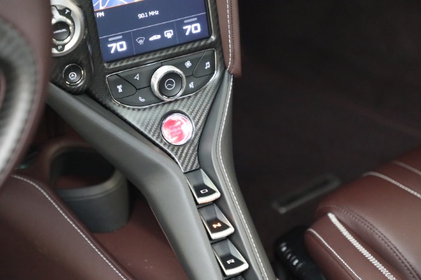 Used 2018 McLaren 720S Luxury for sale $264,900 at Alfa Romeo of Greenwich in Greenwich CT 06830 26
