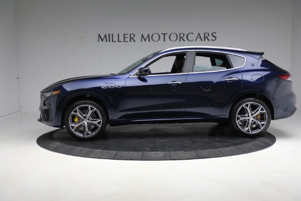 New 2023 Maserati Levante Modena for sale Sold at Alfa Romeo of Greenwich in Greenwich CT 06830 3