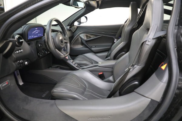 Used 2018 McLaren 720S Luxury for sale $249,900 at Alfa Romeo of Greenwich in Greenwich CT 06830 21