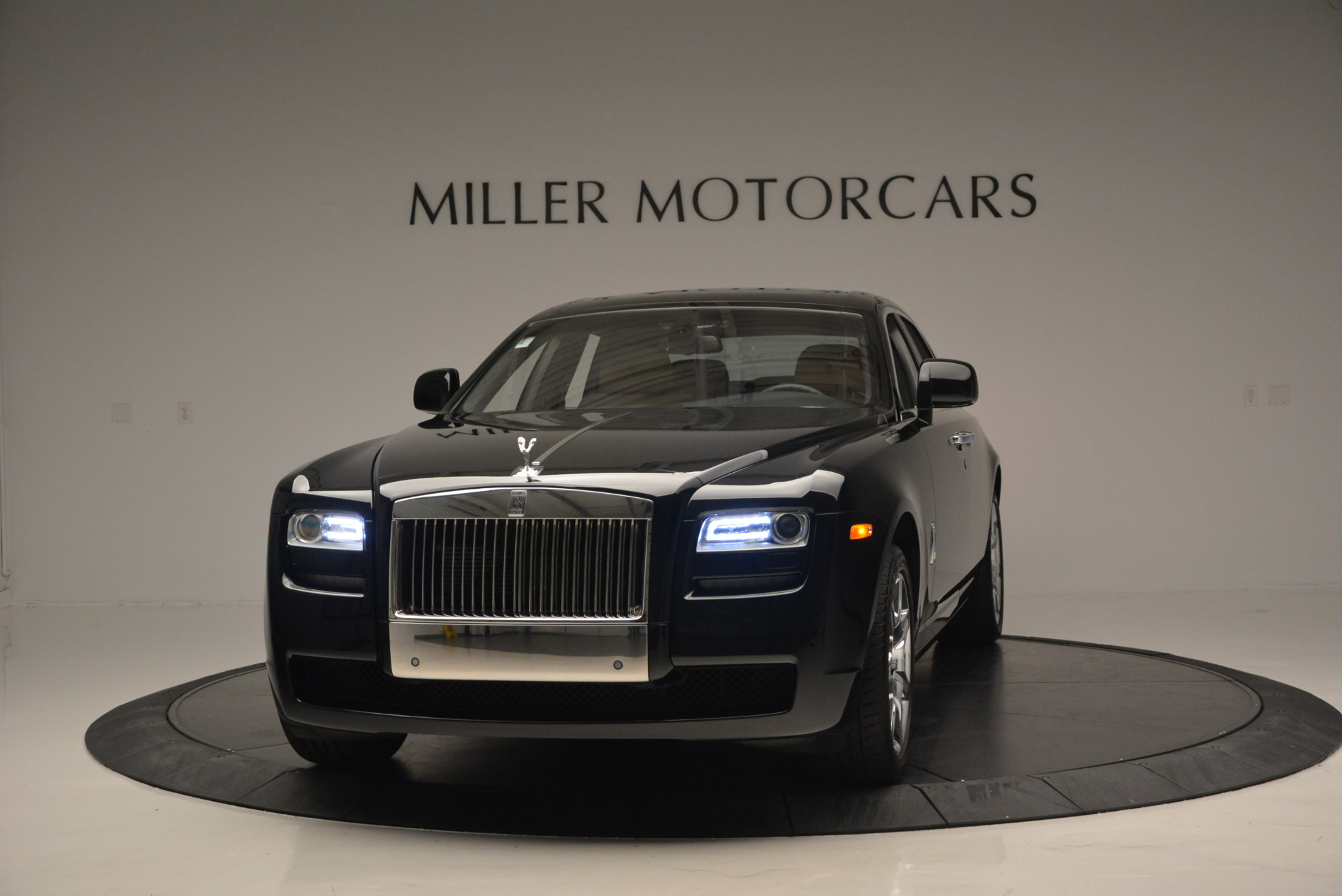 Used 2011 Rolls-Royce Ghost for sale Sold at Alfa Romeo of Greenwich in Greenwich CT 06830 1