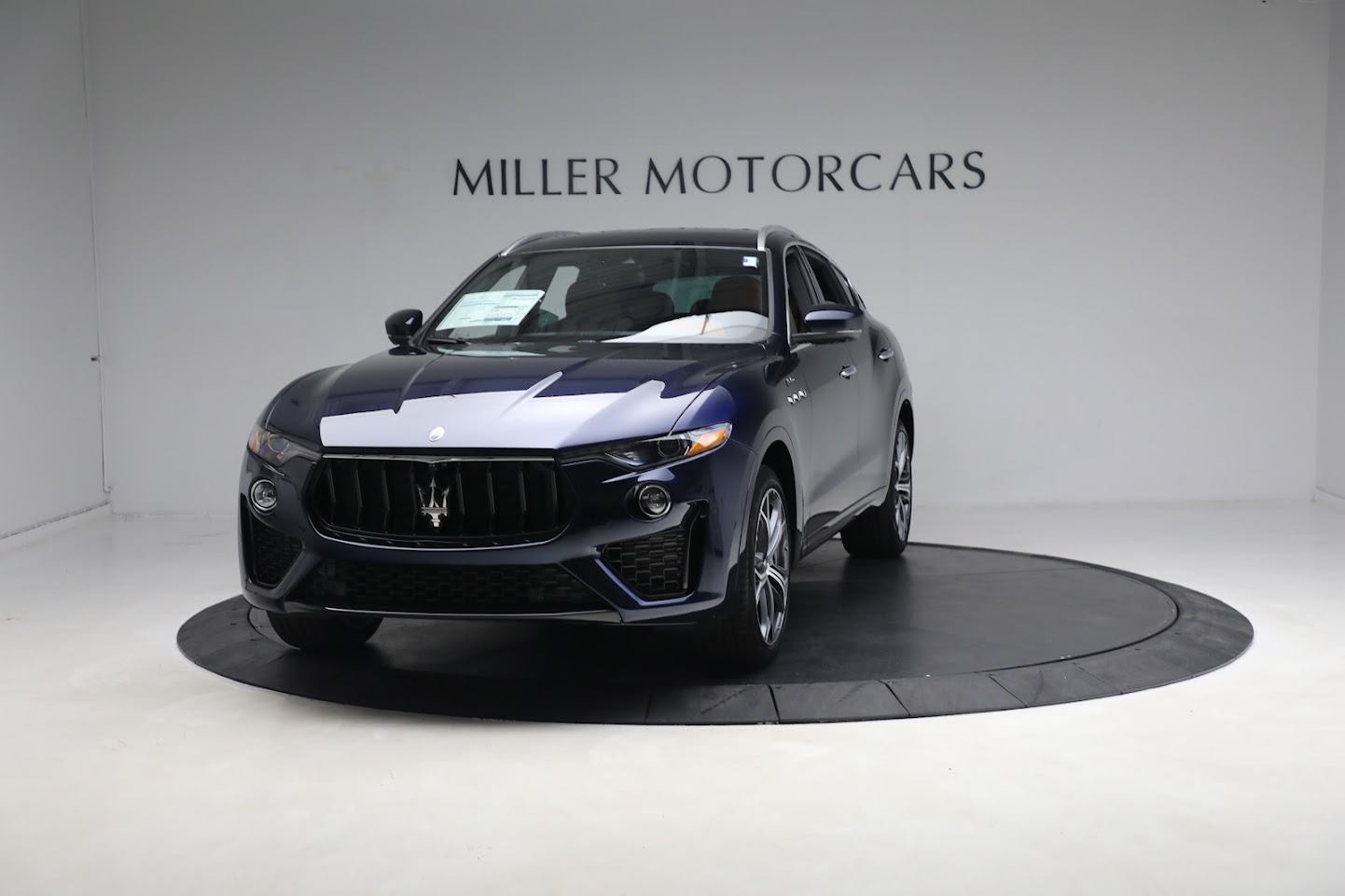 New 2023 Maserati Levante Modena for sale $113,285 at Alfa Romeo of Greenwich in Greenwich CT 06830 1