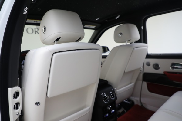 New 2023 Rolls-Royce Black Badge Cullinan for sale $481,500 at Alfa Romeo of Greenwich in Greenwich CT 06830 18