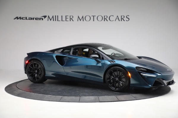 New 2023 McLaren Artura TechLux for sale $263,525 at Alfa Romeo of Greenwich in Greenwich CT 06830 10