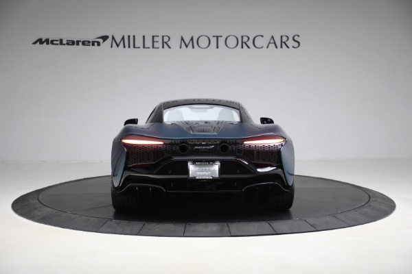 New 2023 McLaren Artura TechLux for sale $263,525 at Alfa Romeo of Greenwich in Greenwich CT 06830 6