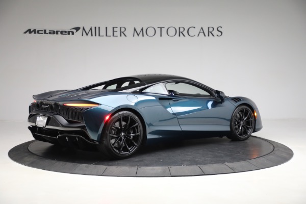 New 2023 McLaren Artura TechLux for sale $263,525 at Alfa Romeo of Greenwich in Greenwich CT 06830 8