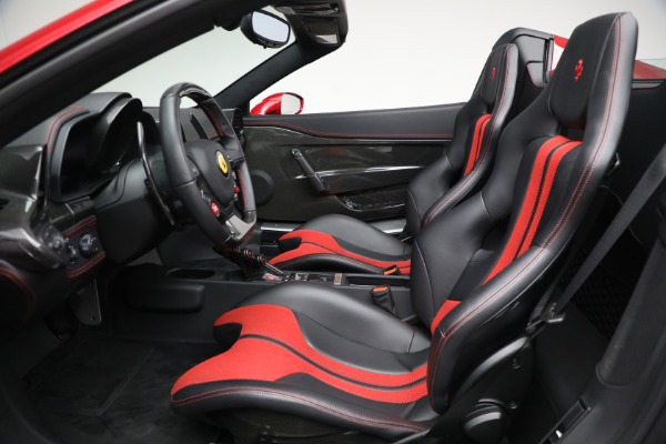 Used 2015 Ferrari 458 Speciale Aperta for sale $979,900 at Alfa Romeo of Greenwich in Greenwich CT 06830 20