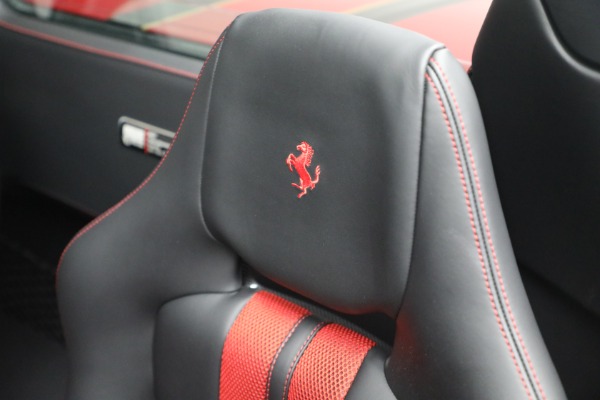 Used 2015 Ferrari 458 Speciale Aperta for sale $979,900 at Alfa Romeo of Greenwich in Greenwich CT 06830 25