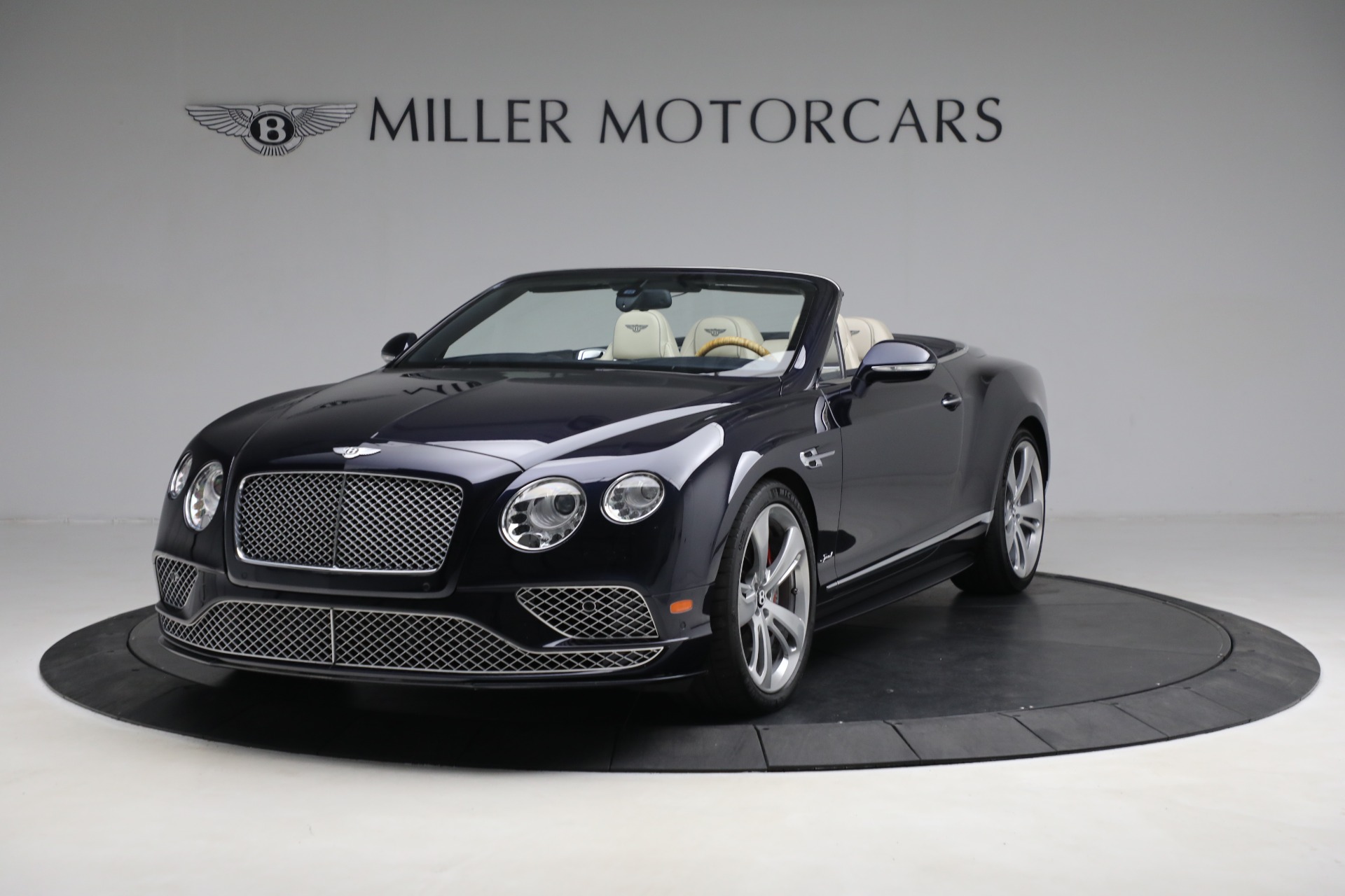 Used 2017 Bentley Continental GT Speed for sale $144,900 at Alfa Romeo of Greenwich in Greenwich CT 06830 1