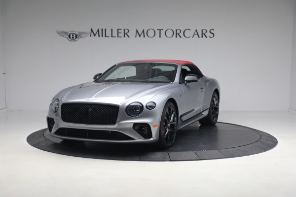 New 2023 Bentley Continental GTC S V8 for sale $347,515 at Alfa Romeo of Greenwich in Greenwich CT 06830 15