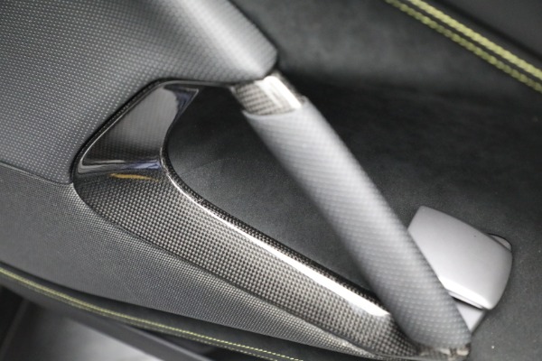 Used 2020 Ferrari 812 Superfast for sale $409,900 at Alfa Romeo of Greenwich in Greenwich CT 06830 24