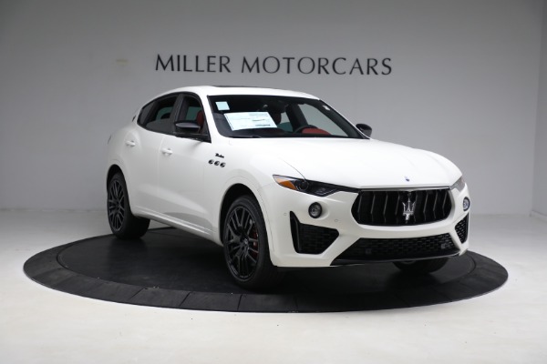 New 2023 Maserati Levante Modena for sale $110,716 at Alfa Romeo of Greenwich in Greenwich CT 06830 11