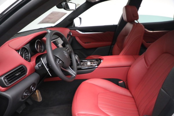New 2023 Maserati Levante Modena for sale $110,716 at Alfa Romeo of Greenwich in Greenwich CT 06830 16