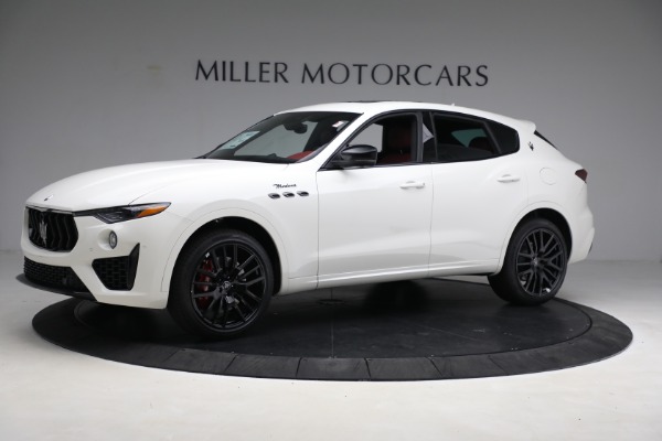 New 2023 Maserati Levante Modena for sale $110,716 at Alfa Romeo of Greenwich in Greenwich CT 06830 2