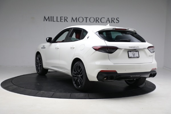New 2023 Maserati Levante Modena for sale $110,716 at Alfa Romeo of Greenwich in Greenwich CT 06830 5