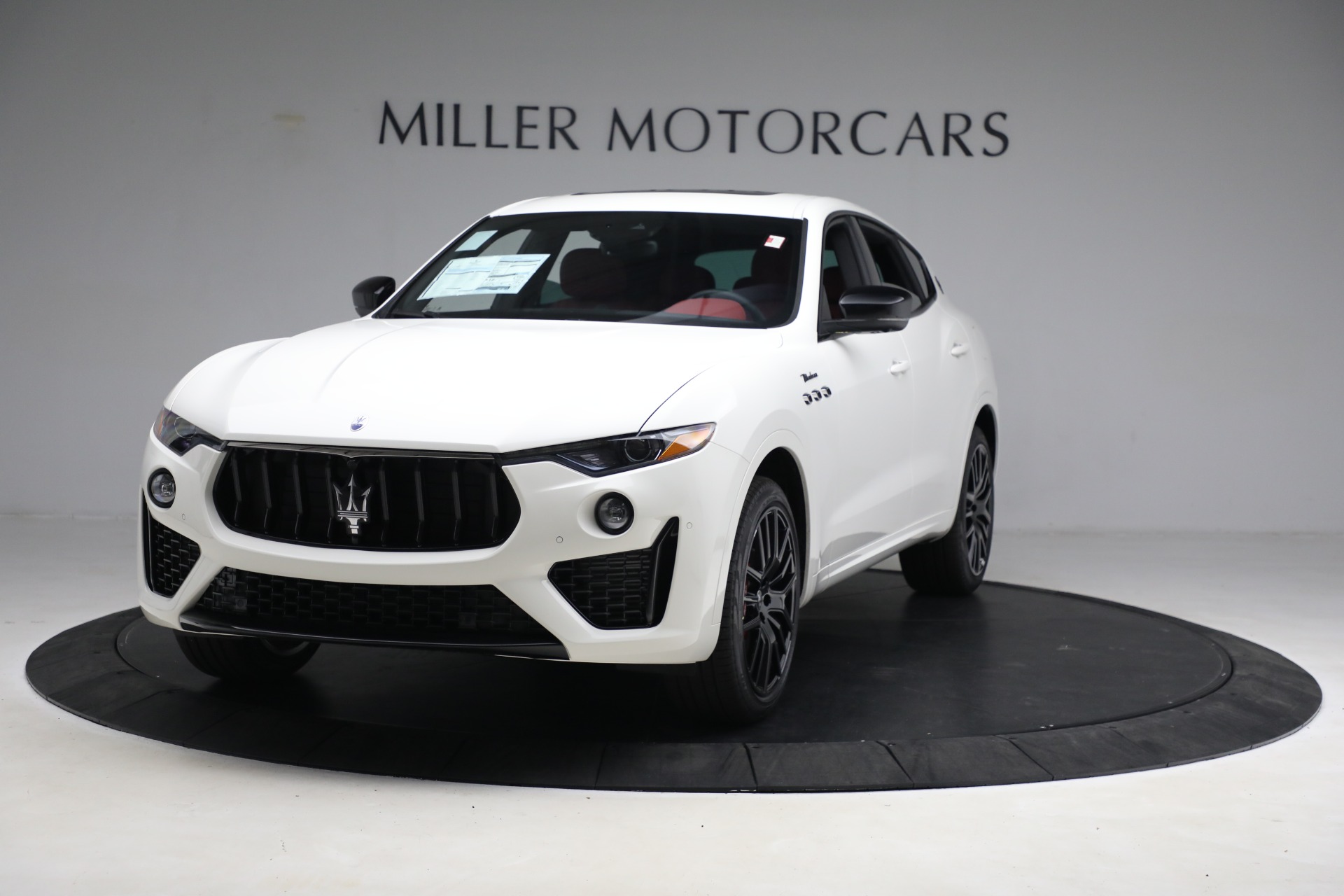 New 2023 Maserati Levante Modena for sale $110,716 at Alfa Romeo of Greenwich in Greenwich CT 06830 1