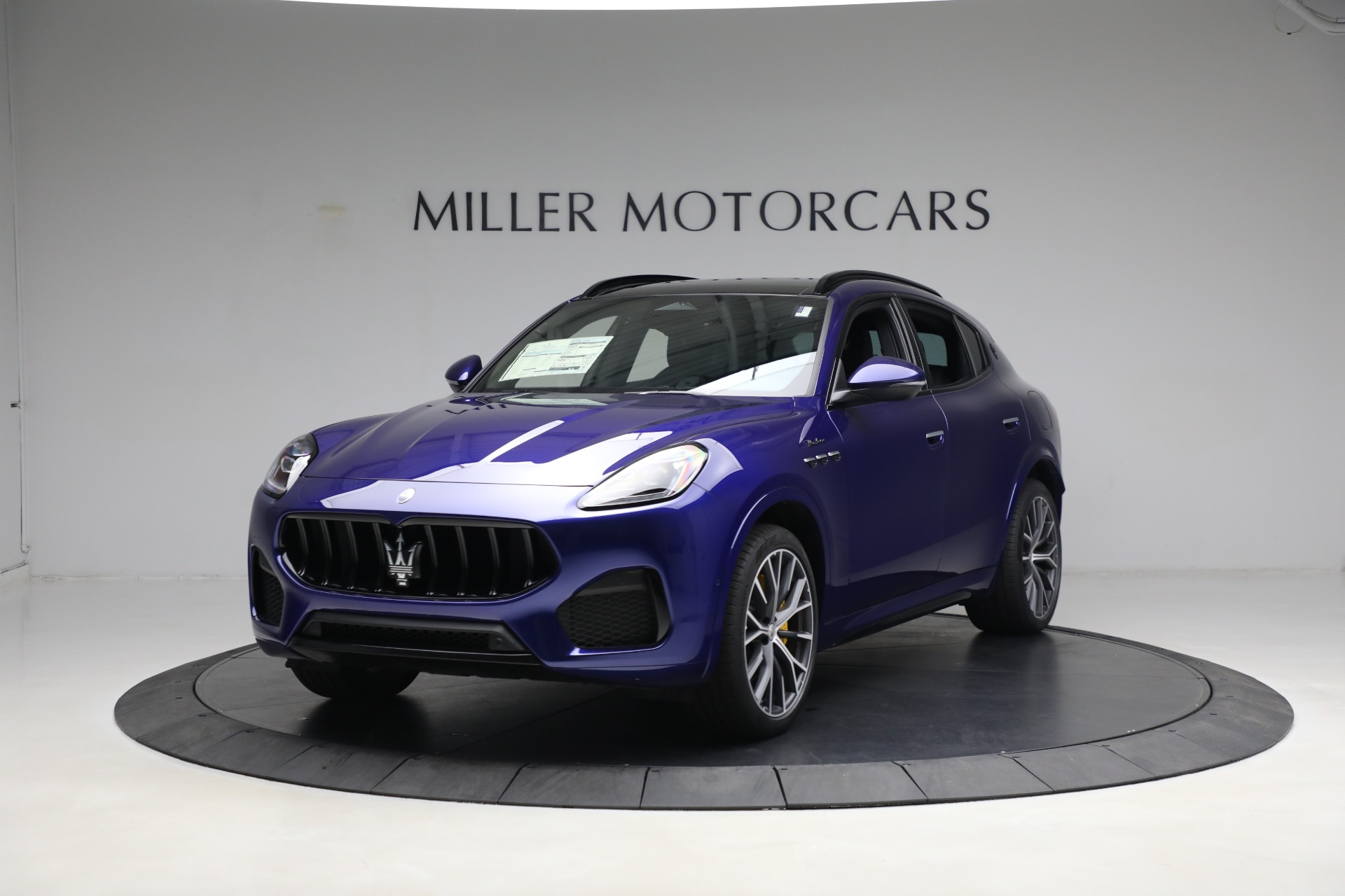 New 2023 Maserati Grecale Modena for sale $91,501 at Alfa Romeo of Greenwich in Greenwich CT 06830 1