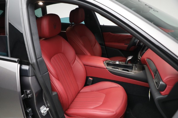 New 2023 Maserati Levante Modena for sale $117,285 at Alfa Romeo of Greenwich in Greenwich CT 06830 17