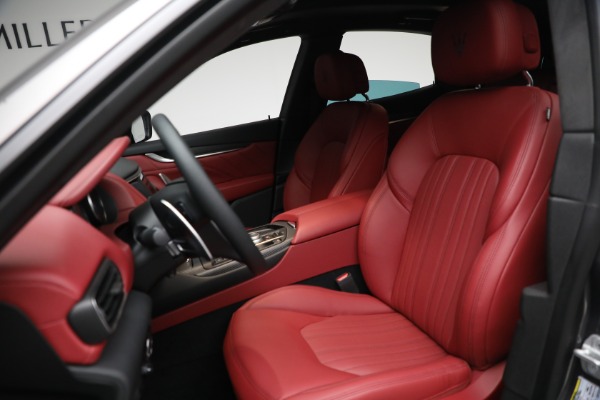 New 2023 Maserati Levante Modena for sale $117,285 at Alfa Romeo of Greenwich in Greenwich CT 06830 23