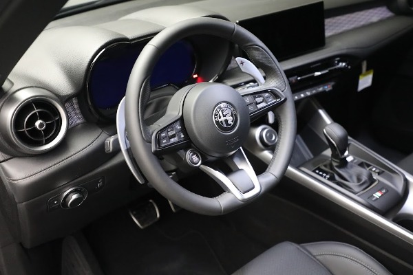 New 2024 Alfa Romeo Tonale Ti for sale $53,290 at Alfa Romeo of Greenwich in Greenwich CT 06830 13