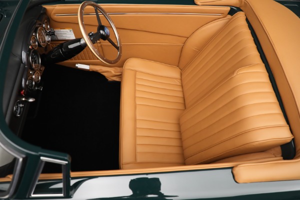 New 2023 Aston Martin DB5 for sale $78,000 at Alfa Romeo of Greenwich in Greenwich CT 06830 17