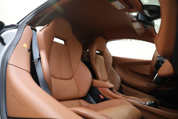 Used 2017 McLaren 570S for sale $166,900 at Alfa Romeo of Greenwich in Greenwich CT 06830 21