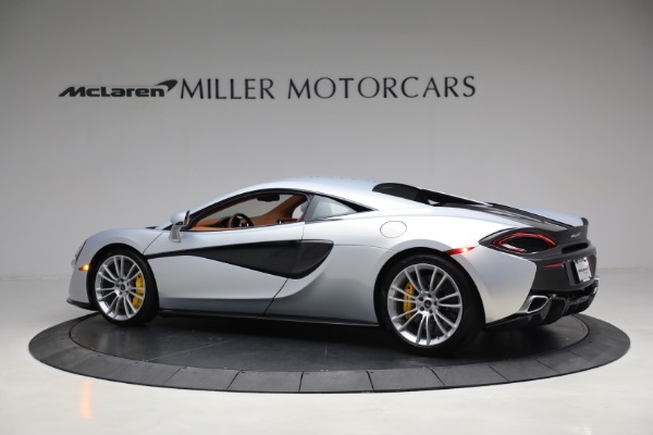 Used 2017 McLaren 570S for sale $166,900 at Alfa Romeo of Greenwich in Greenwich CT 06830 4