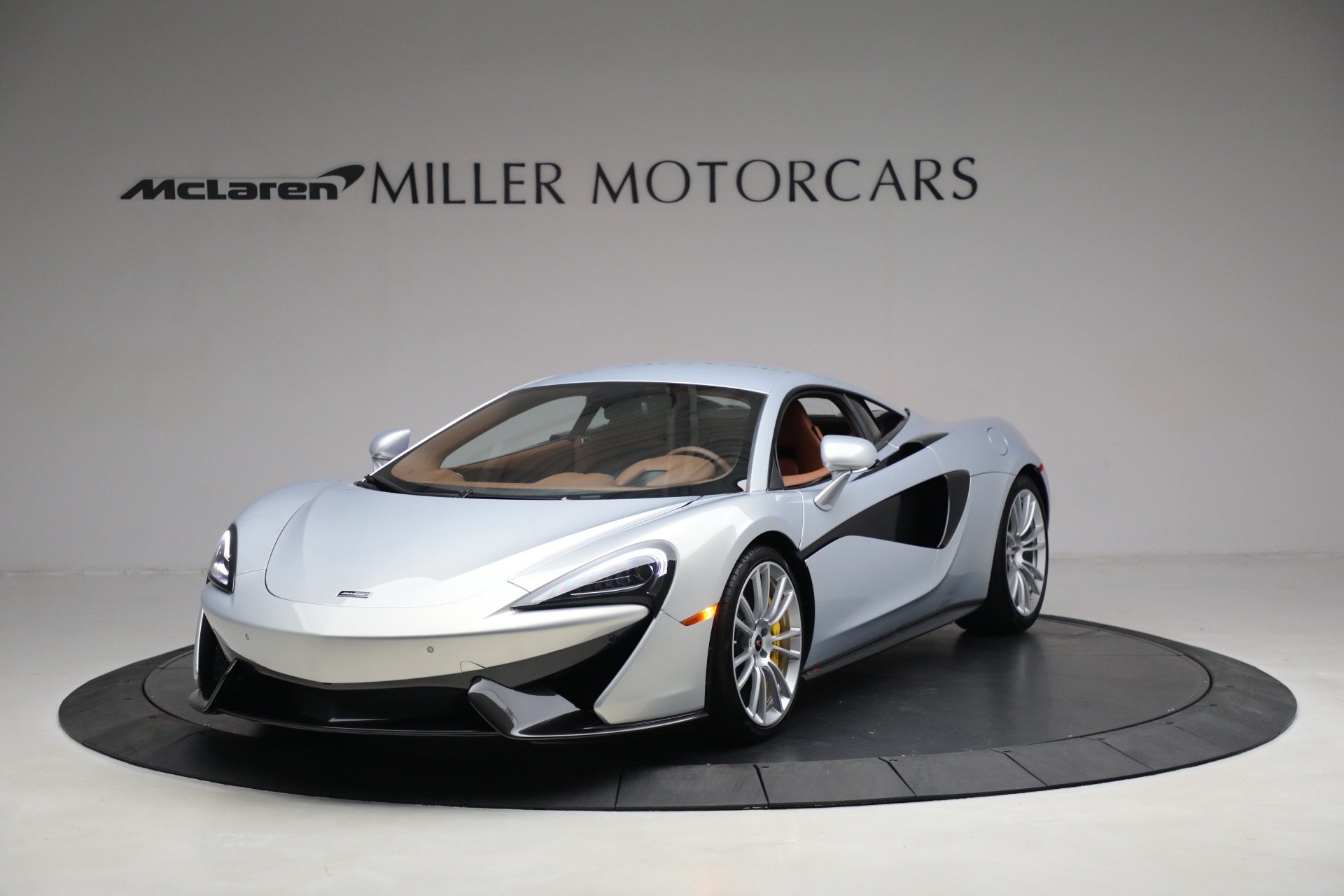 Used 2017 McLaren 570S for sale $166,900 at Alfa Romeo of Greenwich in Greenwich CT 06830 1
