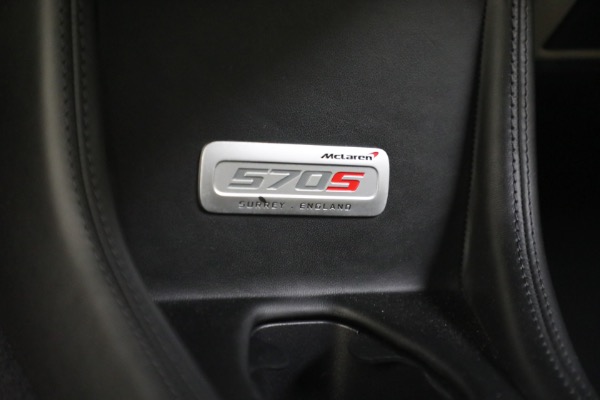 Used 2017 McLaren 570S for sale $138,900 at Alfa Romeo of Greenwich in Greenwich CT 06830 28