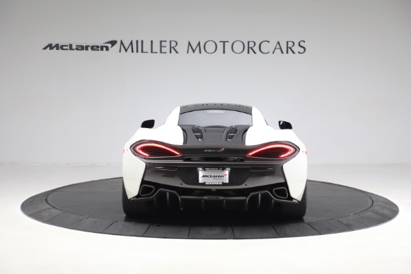 Used 2017 McLaren 570S for sale $138,900 at Alfa Romeo of Greenwich in Greenwich CT 06830 6