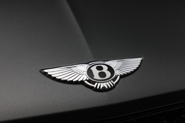 Used 2022 Bentley Bentayga Speed for sale $239,900 at Alfa Romeo of Greenwich in Greenwich CT 06830 15