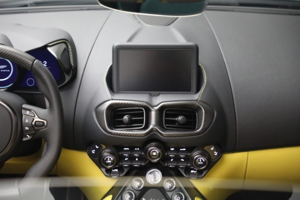 Used 2023 Aston Martin Vantage V12 for sale $412,286 at Alfa Romeo of Greenwich in Greenwich CT 06830 24
