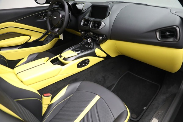 Used 2023 Aston Martin Vantage V12 for sale $412,286 at Alfa Romeo of Greenwich in Greenwich CT 06830 28