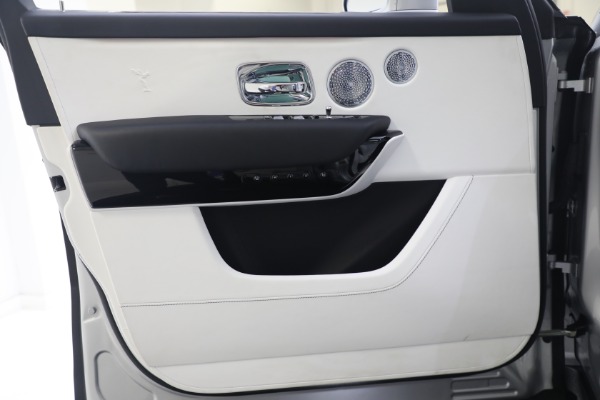 Used 2020 Rolls-Royce Cullinan for sale $305,900 at Alfa Romeo of Greenwich in Greenwich CT 06830 25