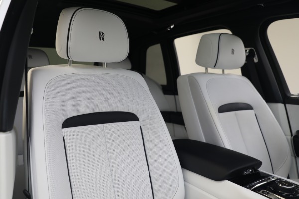 Used 2020 Rolls-Royce Cullinan for sale $305,900 at Alfa Romeo of Greenwich in Greenwich CT 06830 28