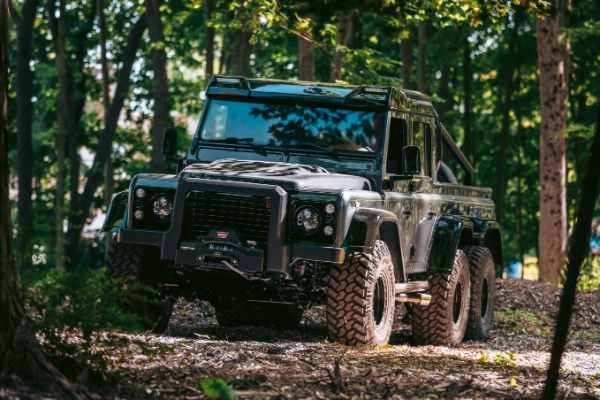 Used 1983 Land Rover Defender 110 Double Cab 6x6 Edition for sale $399,900 at Alfa Romeo of Greenwich in Greenwich CT 06830 20