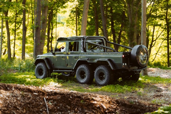 Used 1983 Land Rover Defender 110 Double Cab 6x6 Edition for sale $399,900 at Alfa Romeo of Greenwich in Greenwich CT 06830 22