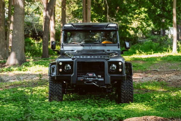 Used 1983 Land Rover Defender 110 Double Cab 6x6 Edition for sale $399,900 at Alfa Romeo of Greenwich in Greenwich CT 06830 24